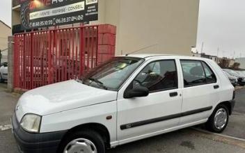 Renault clio Houilles