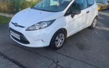 Ford fiesta Les-Essarts-le-Roi