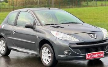 Peugeot 206 Saint-Quentin-sur-le-Homme