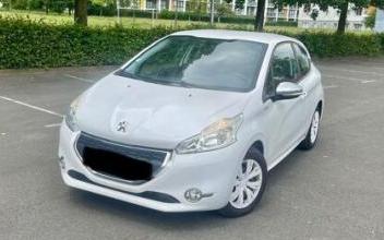 Peugeot 208 Wattrelos