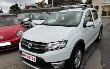 Dacia sandero Orange