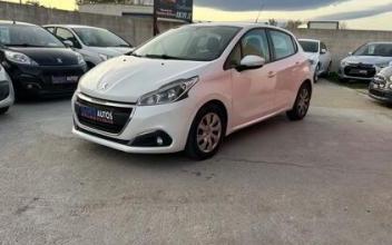 Peugeot 208 Arles